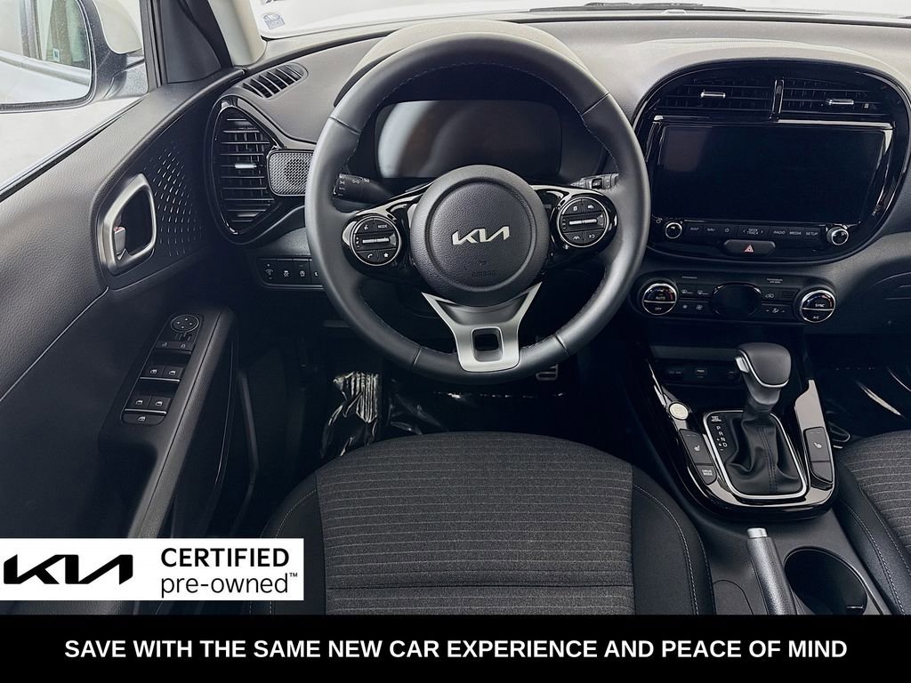 Certified 2025 Kia Soul EX image 28