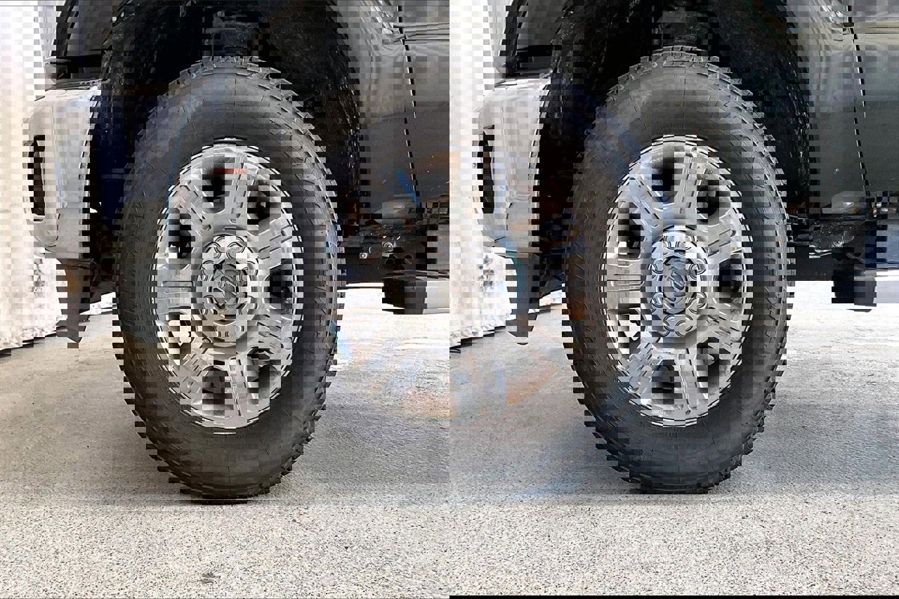 Used 2015 Ford F250 Lariat w/ Lariat Ultimate Package image 6