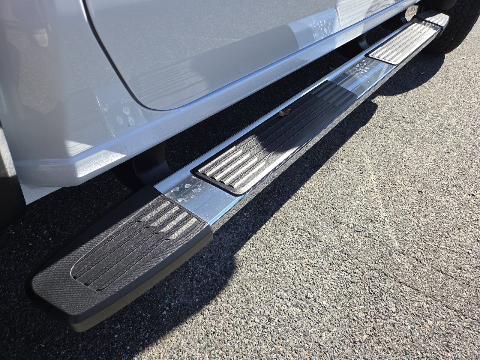 New 2026 GMC Sierra 2500 SLT image 25