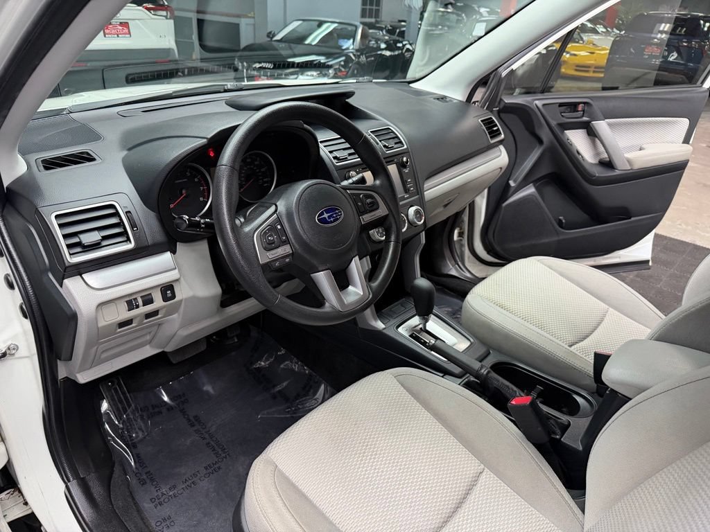 Used 2018 Subaru Forester 2.5i AWD/4WD image 34
