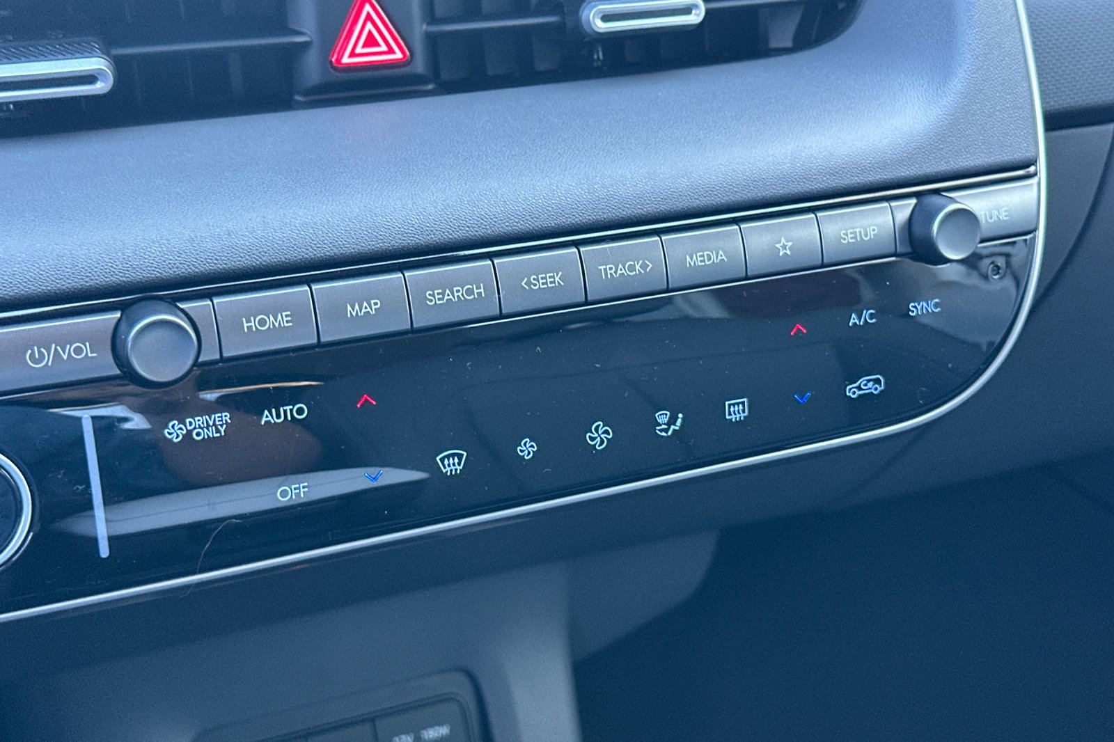 New 2027 Hyundai Ioniq 5 SEL AWD/4WD image 21