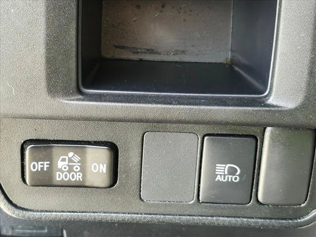 Used 2019 Toyota Tacoma SR5 RWD image 12