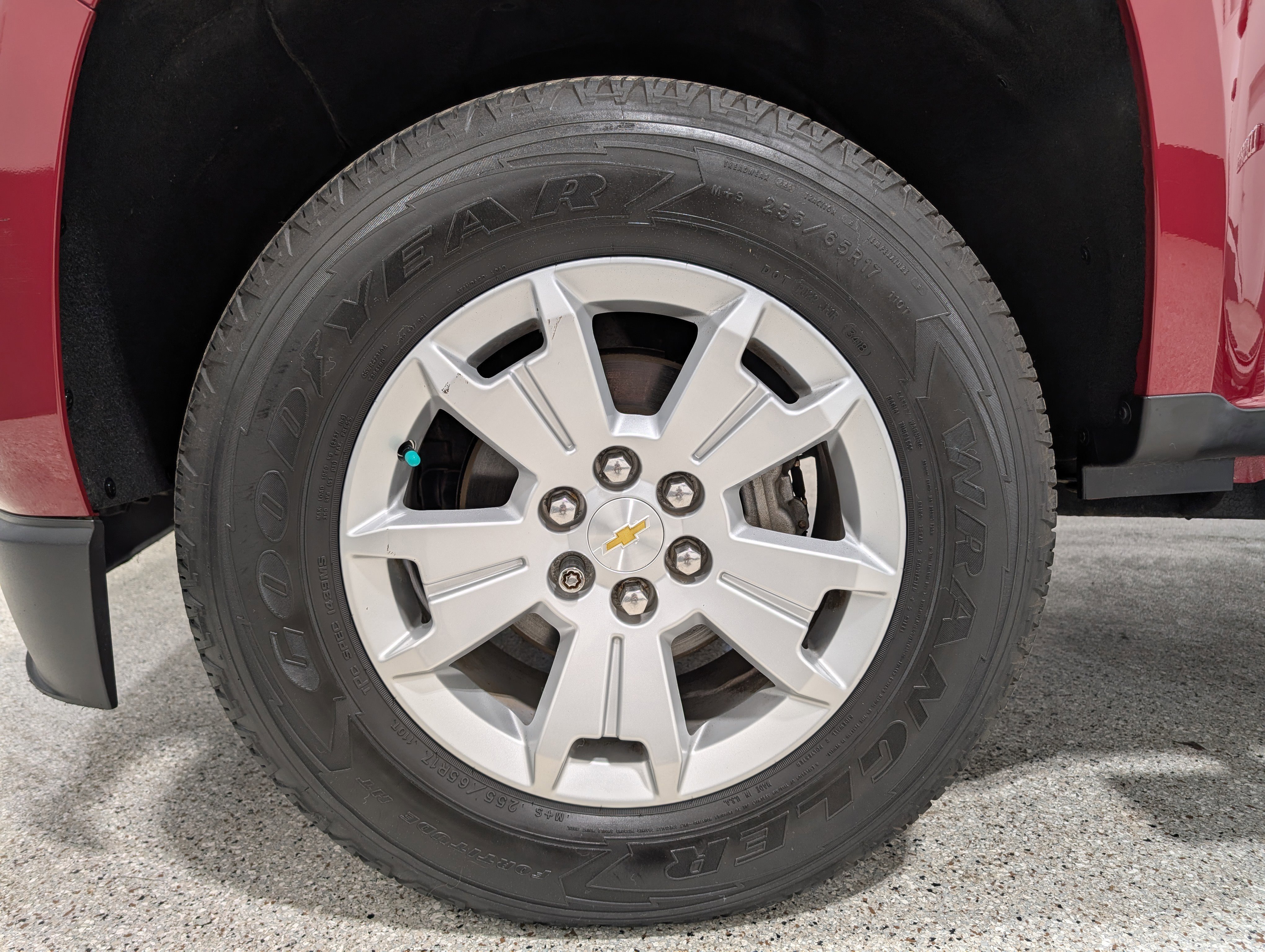 Used 2019 Chevrolet Colorado LT w/ Safety Package image 11