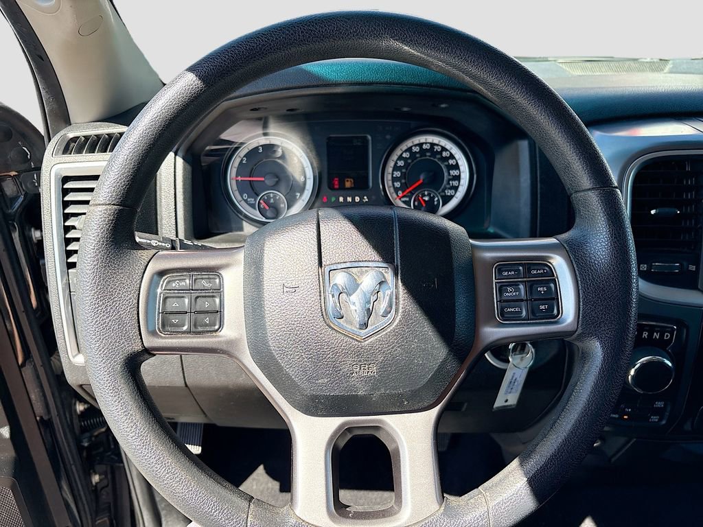 Used 2021 RAM 1500 Classic SLT image 11