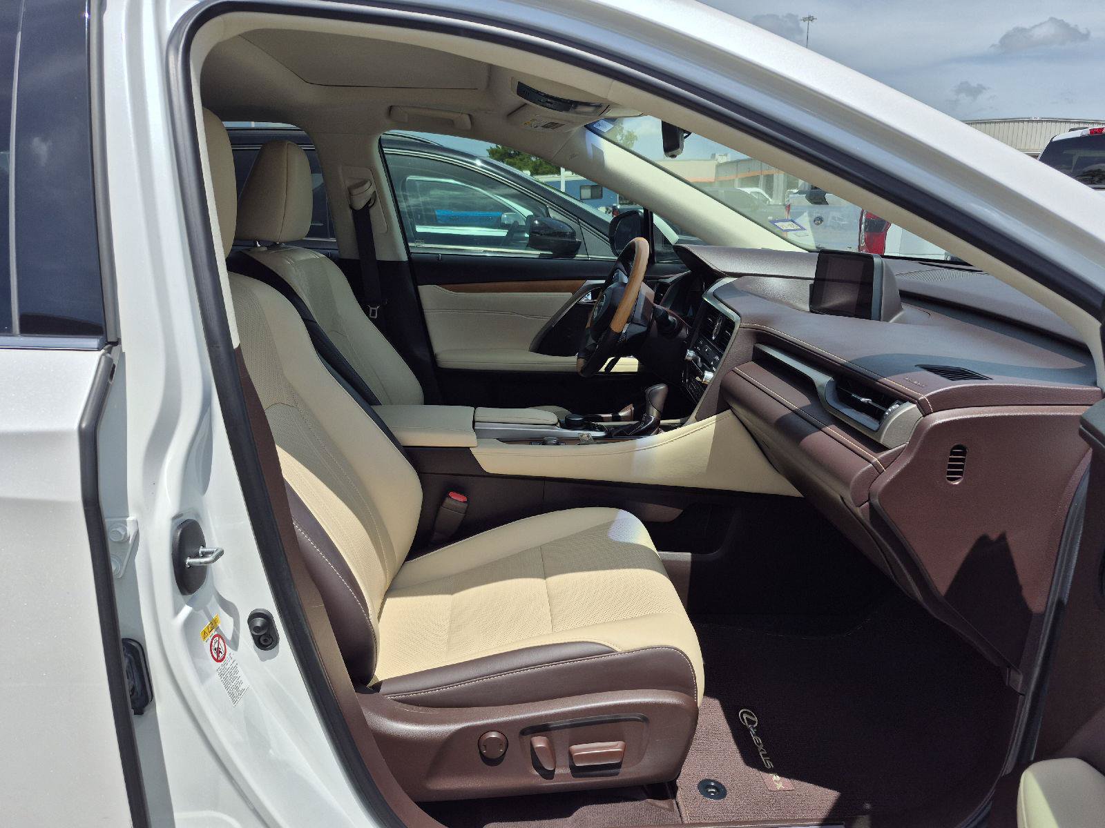 Used 2018 Lexus RX 350 FWD w/ Premium Package image 11