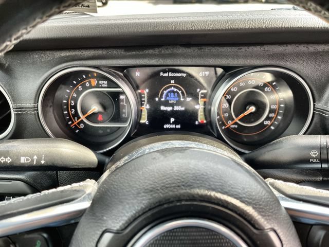Used 2022 Jeep Gladiator Overland w/ Popular Equipment Package AWD/4WD image 11