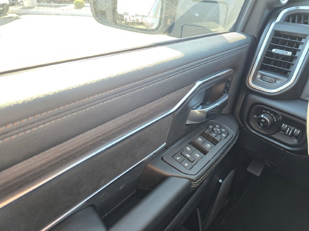 New 2026 RAM 3500 Laramie AWD/4WD image 29