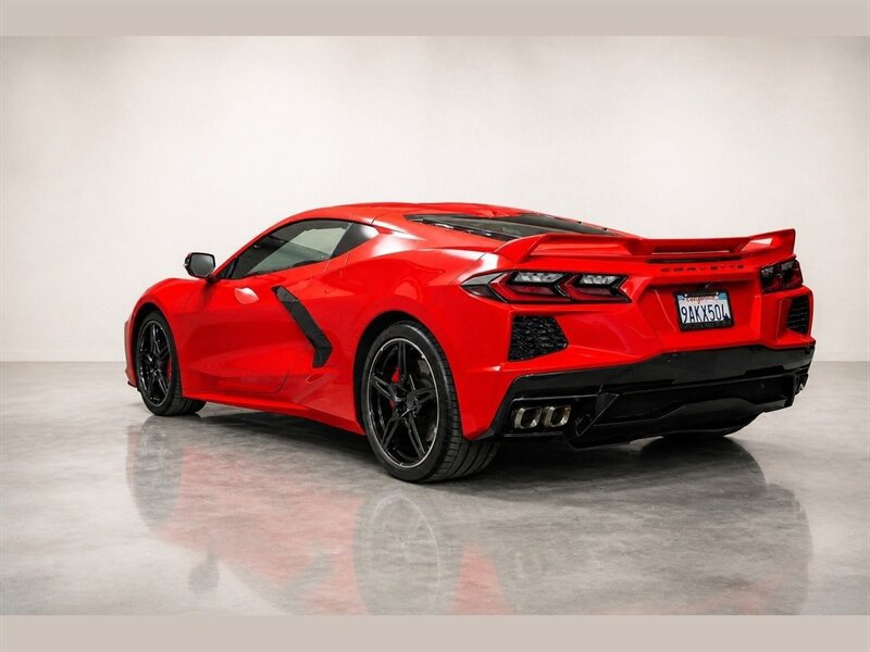 Used 2022 Chevrolet Corvette Stingray Coupe w/ Z51 2LT w/ Z51 Performance Package RWD image 6