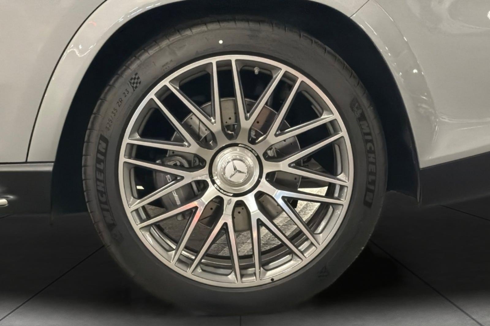 New 2026 Mercedes-Benz GLS 63 AMG 4MATIC image 27