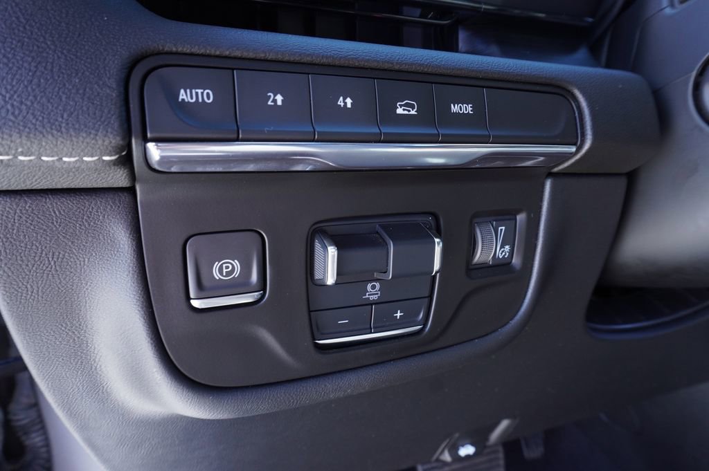 Used 2021 Cadillac Escalade Sport w/ LPO, ONYX Package image 19