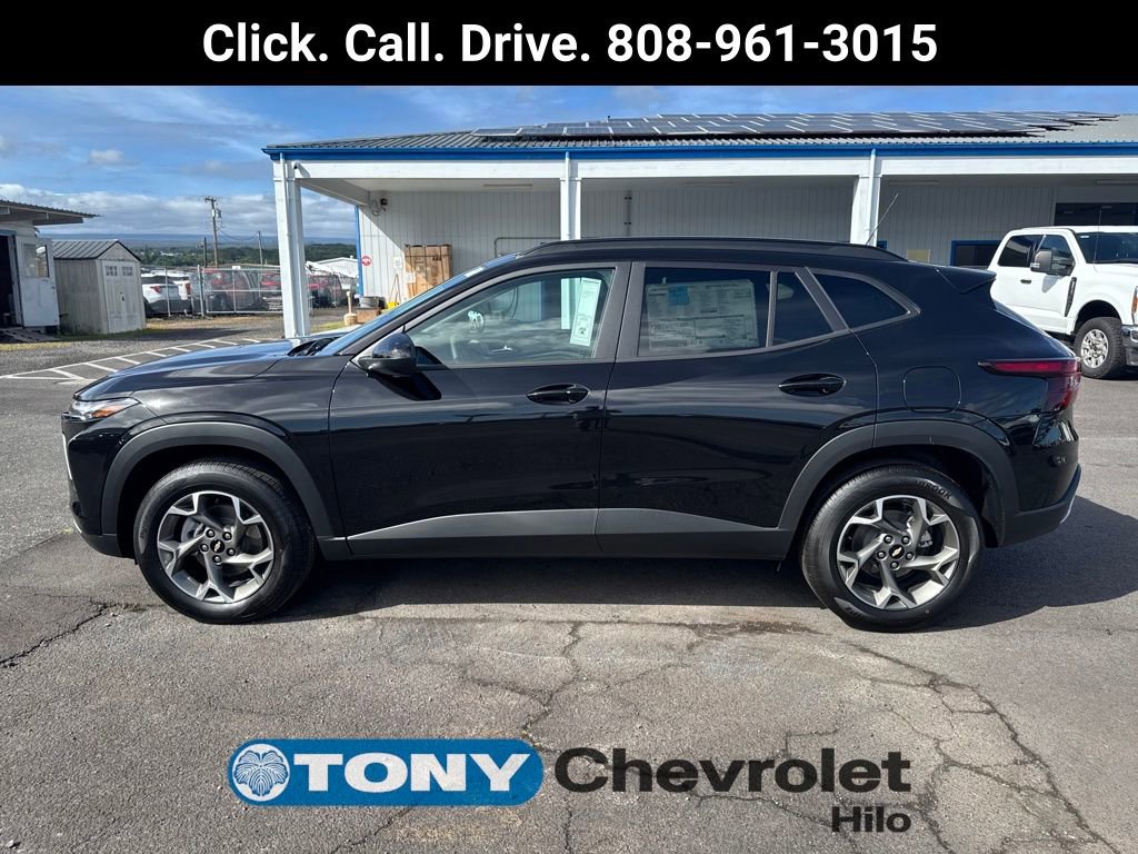 New 2026 Chevrolet Trax LT w/ Driver Confidence Package image 2