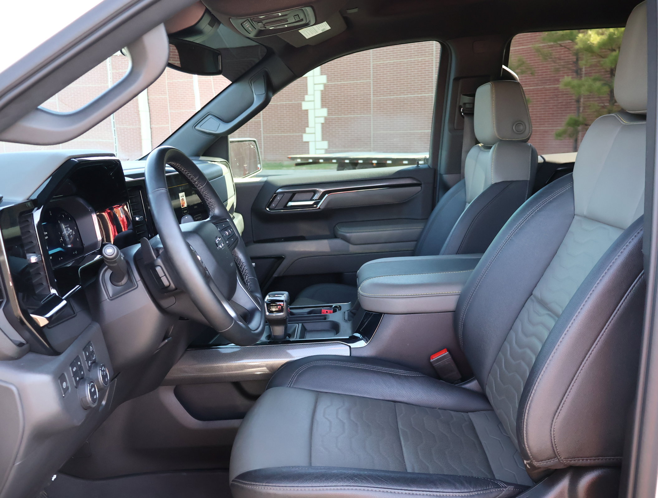 Used 2023 Chevrolet Silverado 1500 ZR2 w/ LPO, Dark Essentials Package AWD/4WD image 13