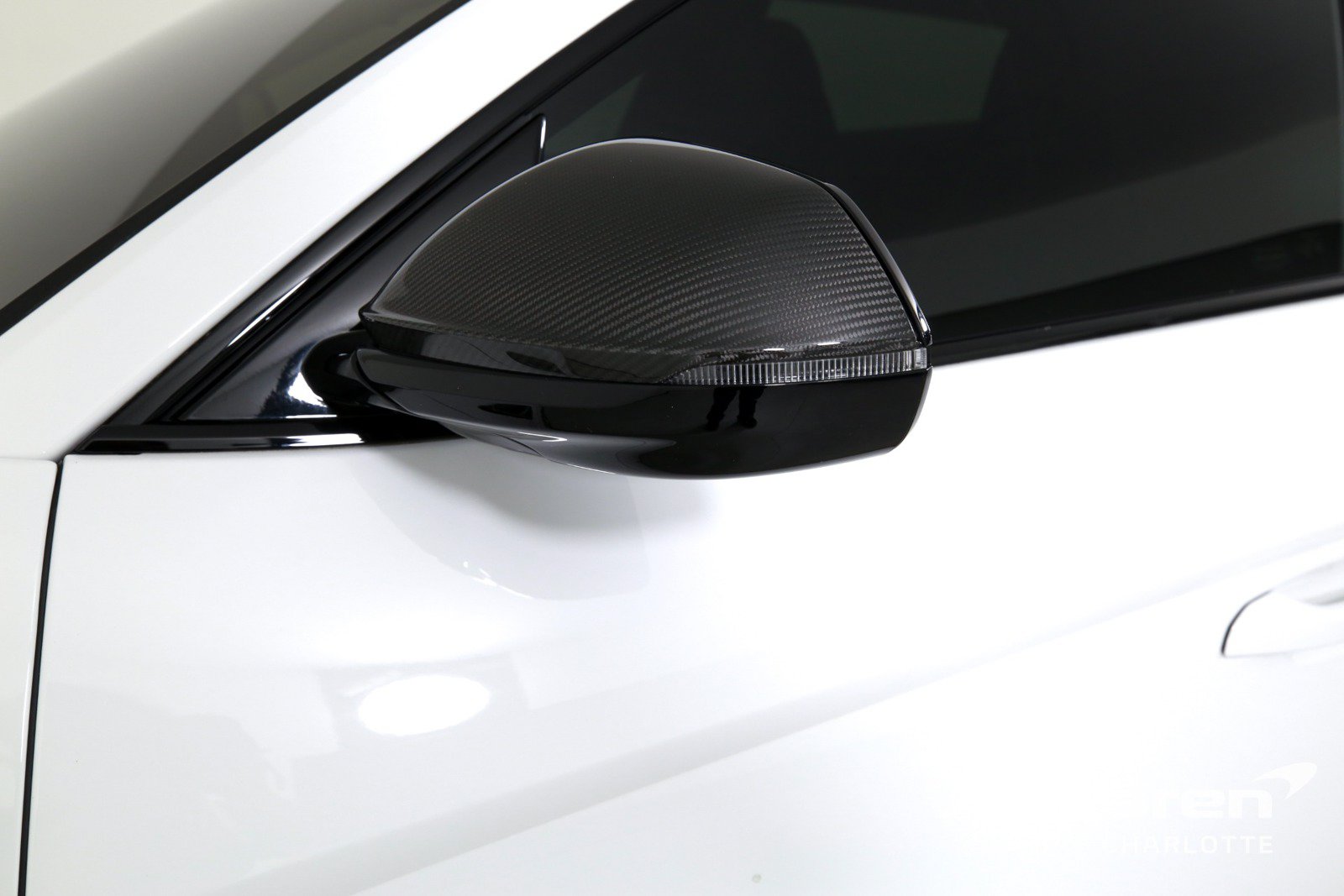 Used 2022 Lamborghini Urus AWD/4WD image 42