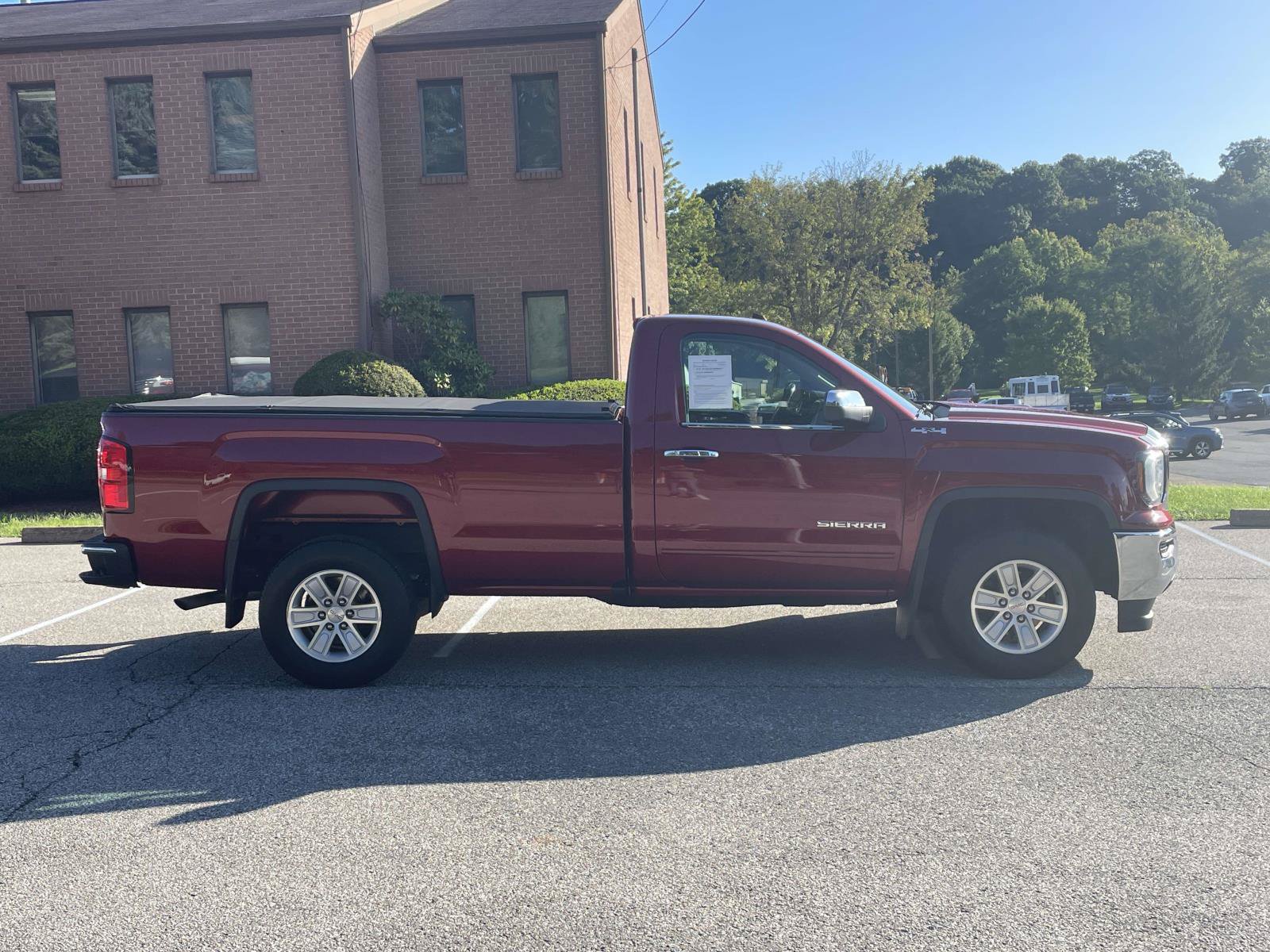 Certified 2018 GMC Sierra 1500 SLE AWD/4WD image 2