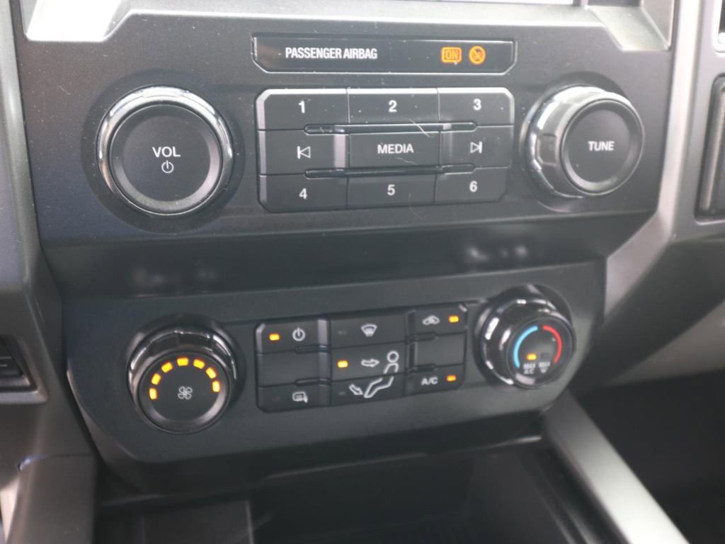 Used 2019 Ford F250 XLT w/ XLT Value Package AWD/4WD image 24
