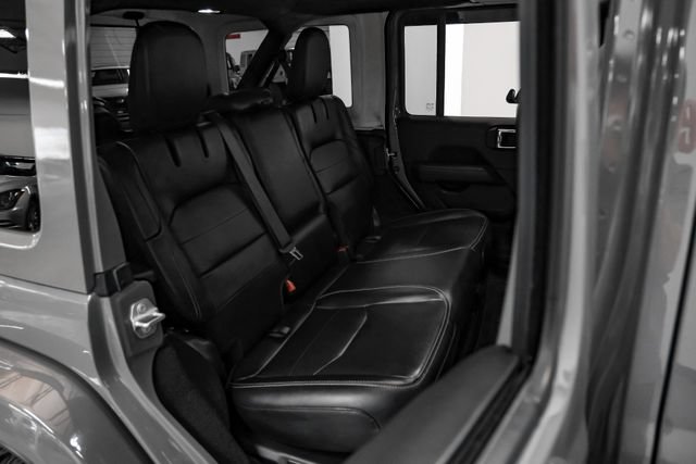 Used 2021 Jeep Wrangler Unlimited Sahara AWD/4WD image 33
