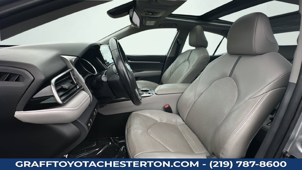 Used 2024 Toyota Camry XLE FWD image 23