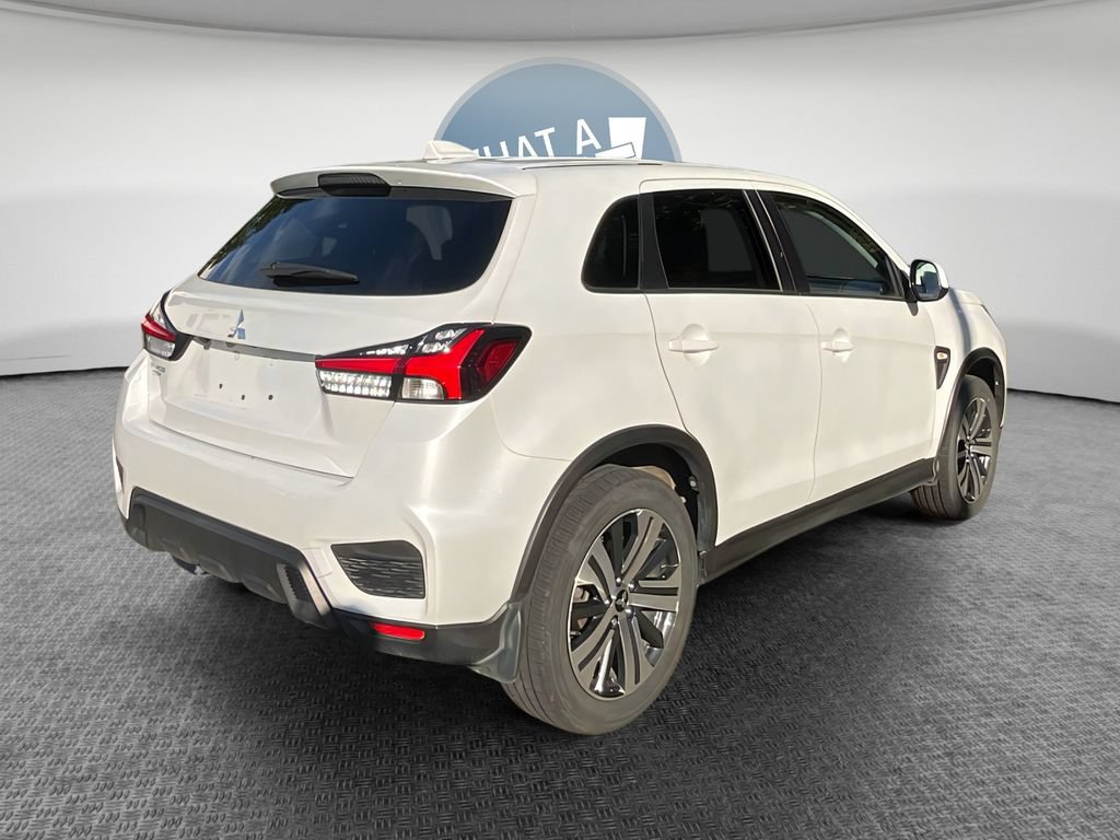Used 2022 Mitsubishi Outlander Sport ES FWD image 3