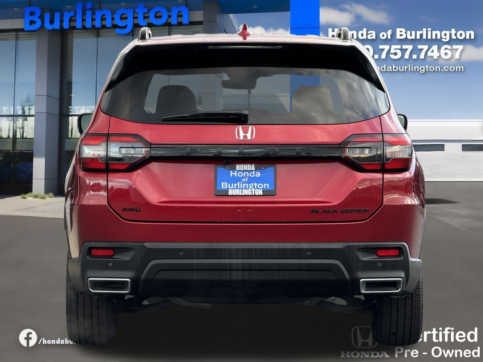 Certified 2025 Honda Pilot Black Edition image 6