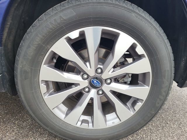 Used 2017 Subaru Outback 2.5i Touring image 18