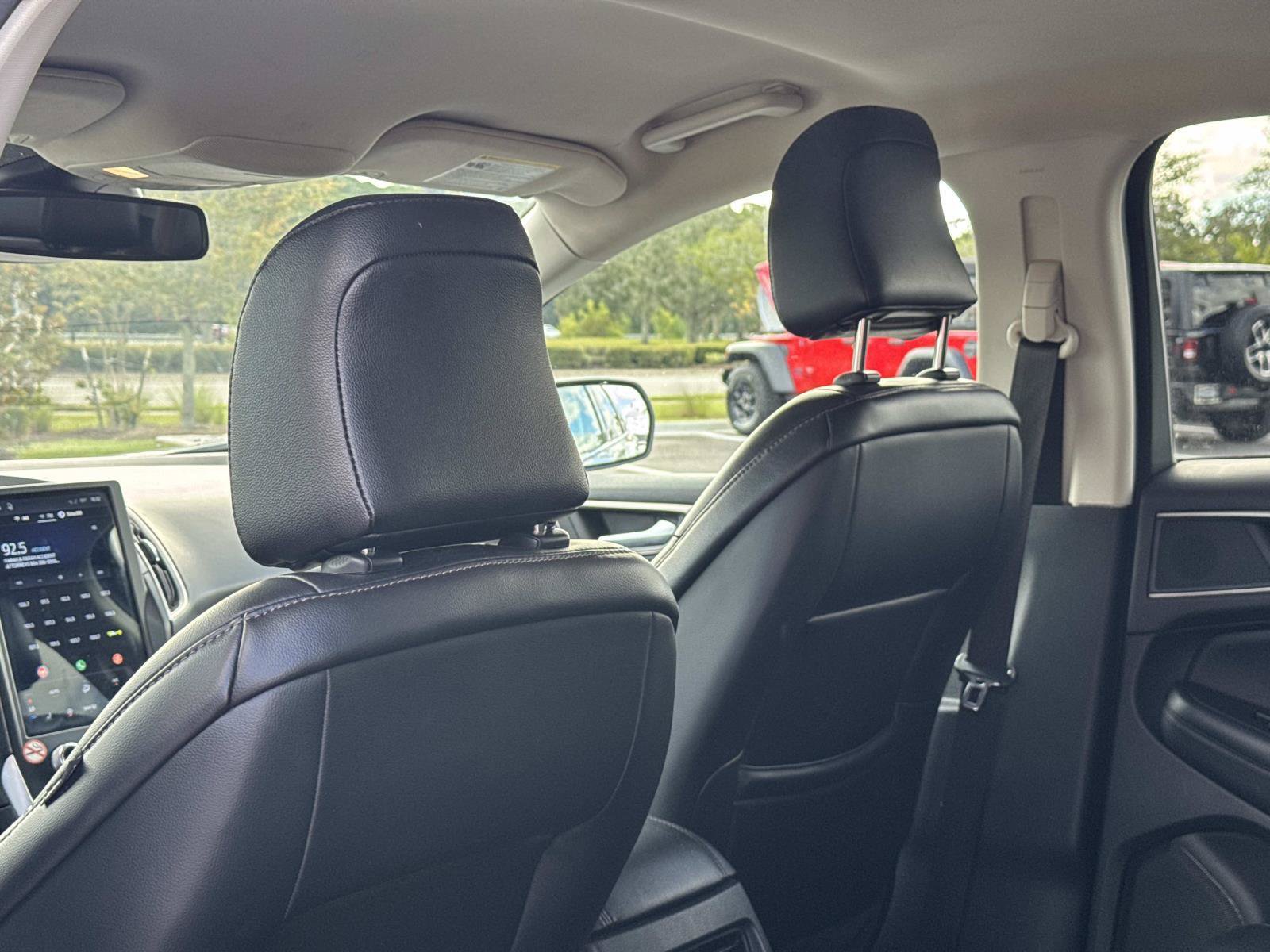 Used 2024 Ford Edge SEL AWD/4WD image 19