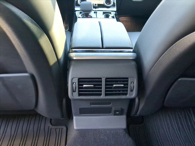 Used 2022 Land Rover Range Rover Velar R-Dynamic S AWD/4WD image 18