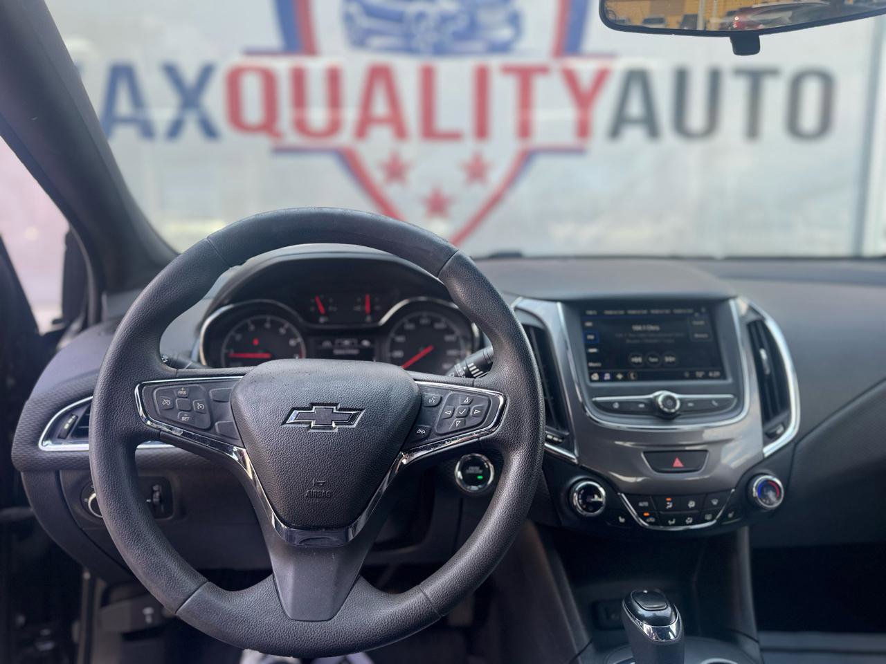 Used 2019 Chevrolet Cruze LT w/ Convenience Package image 35