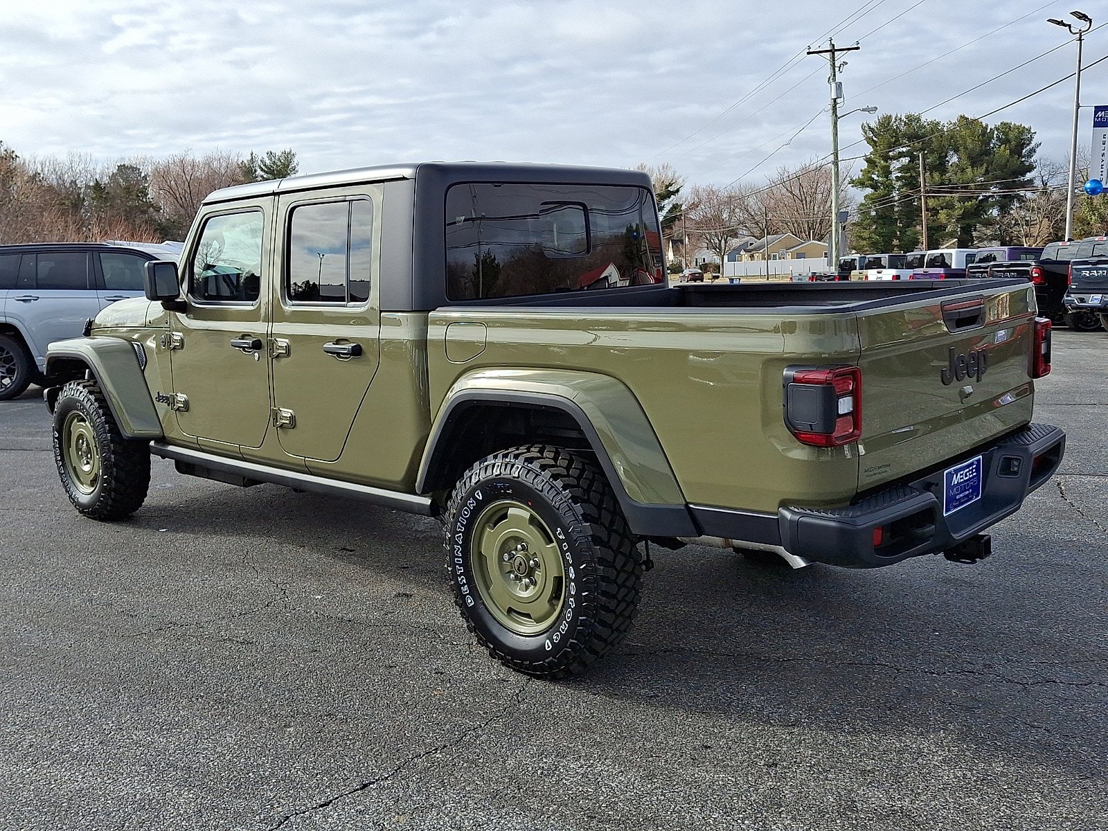 New 2026 Jeep Gladiator Willys AWD/4WD image 4