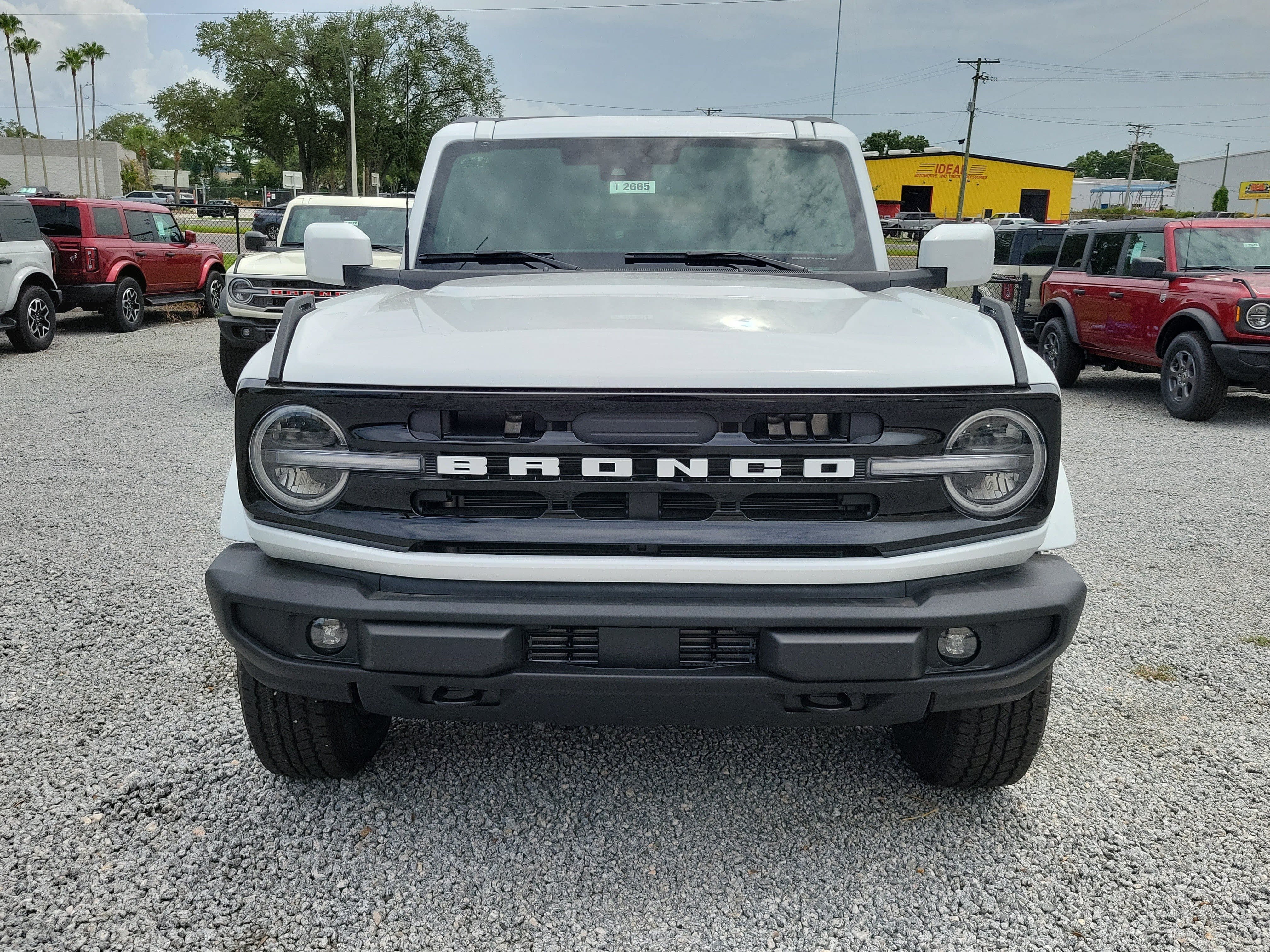 New 2026 Ford Bronco Outer Banks AWD/4WD image 3