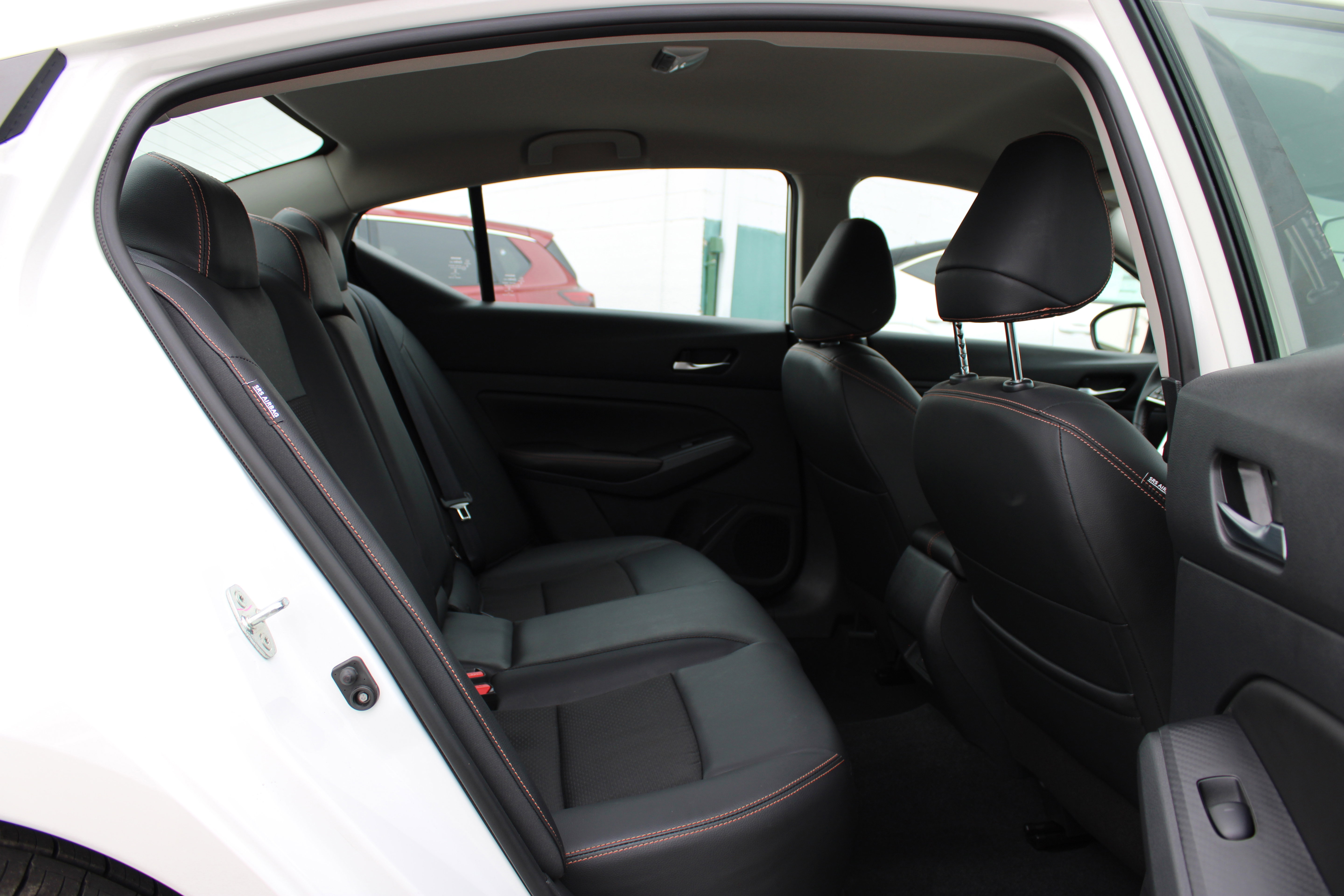 Certified 2022 Nissan Altima 2.5 SR image 11