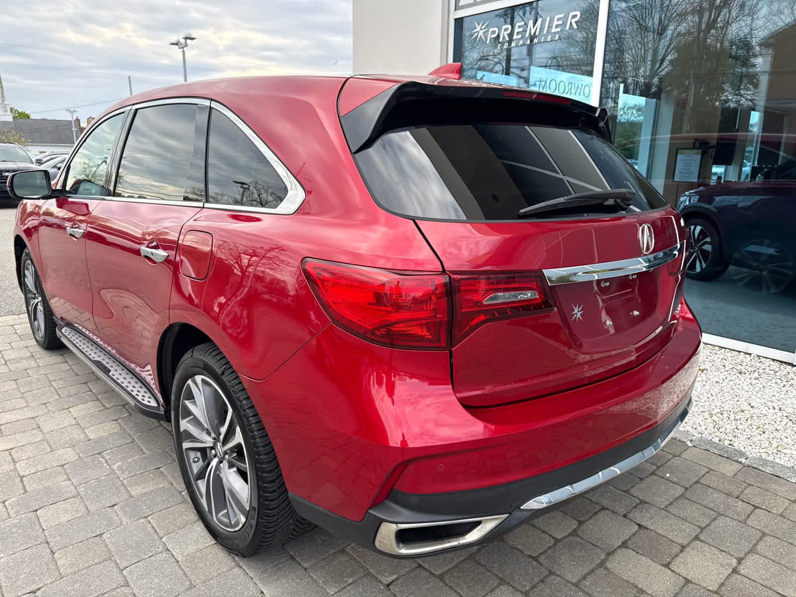 Used 2020 Acura MDX SH-AWD w/ Technology Package image 12