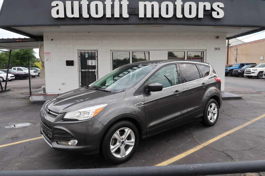 Used 2016 Ford Escape SE FWD image 1