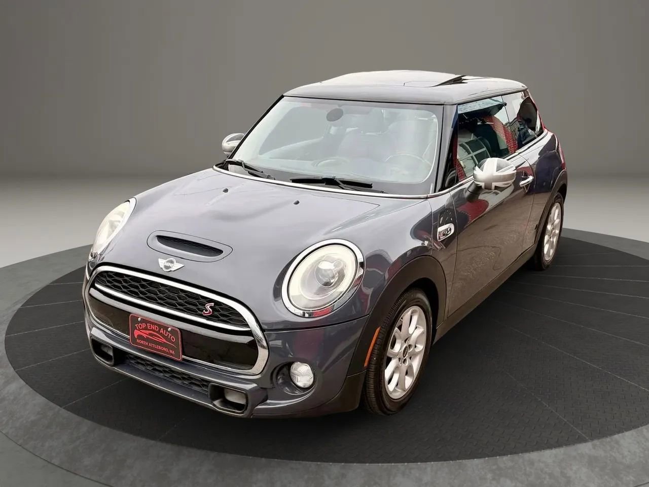 Used 2015 MINI Cooper S image 1