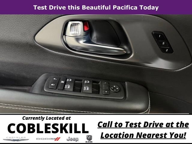New 2026 Chrysler Pacifica Select image 15