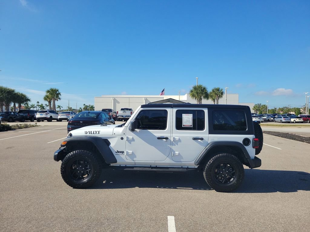 Used 2024 Jeep Wrangler Willys image 7