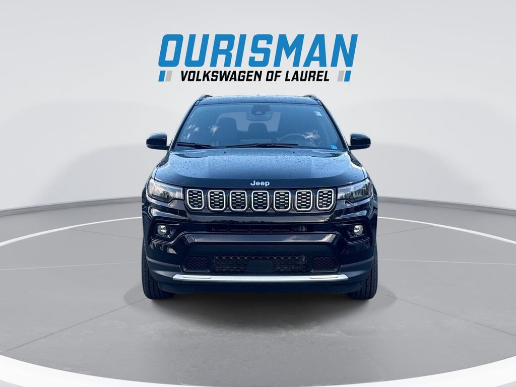 Used 2025 Jeep Compass Limited AWD/4WD image 3