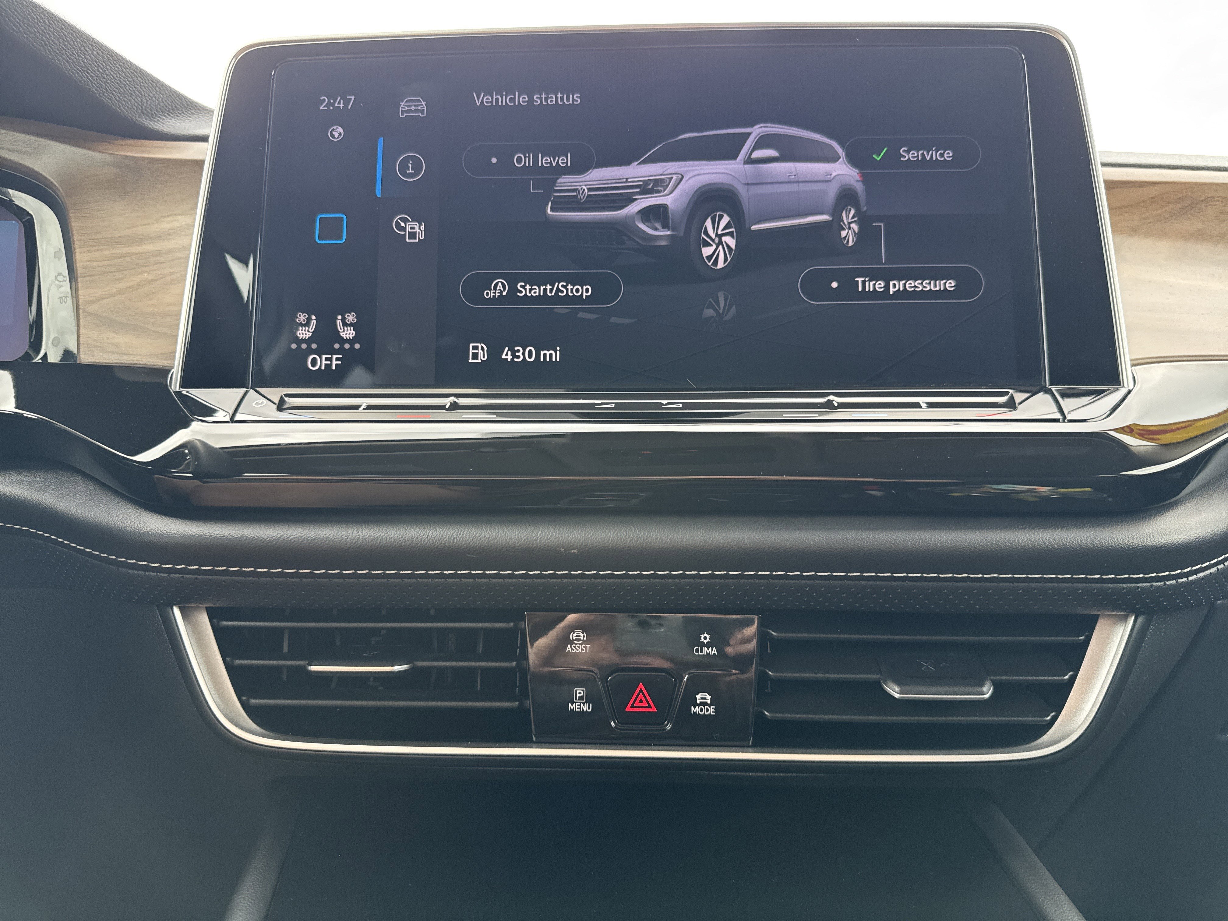 Used 2025 Volkswagen Atlas SE image 12