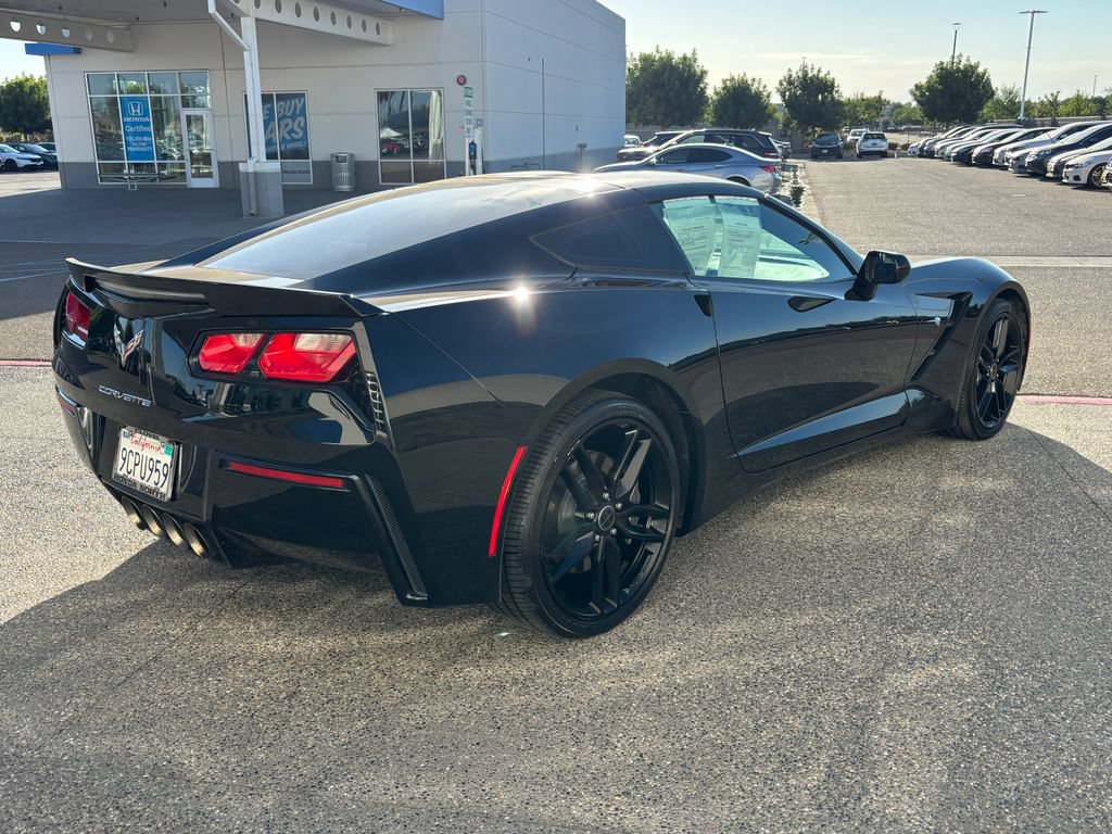 Used 2015 Chevrolet Corvette Stingray Coupe w/ 2LT Preferred Equipment Group RWD image 5