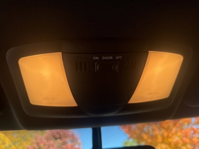 Used 2020 Nissan 370Z image 22