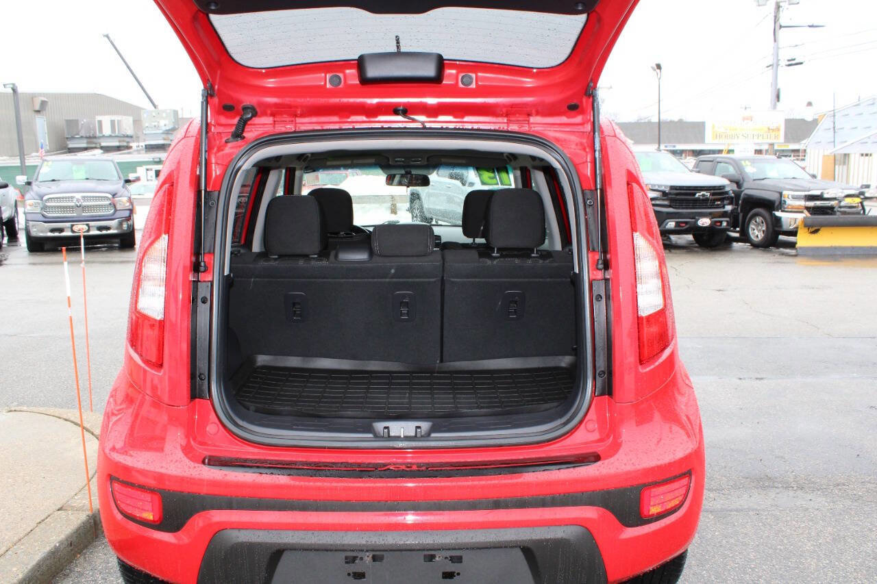 Used 2013 Kia Soul + w/ Audio Pkg image 10
