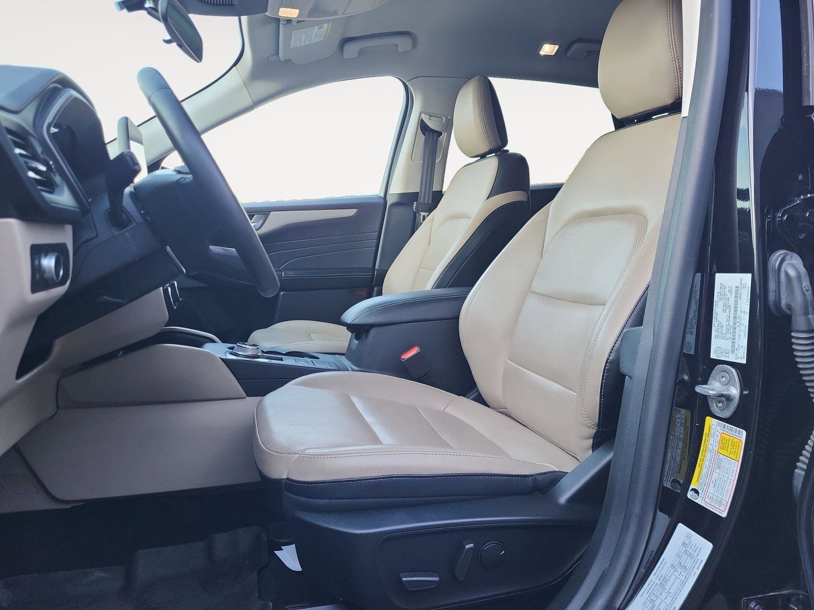 Used 2021 Ford Escape SEL image 10