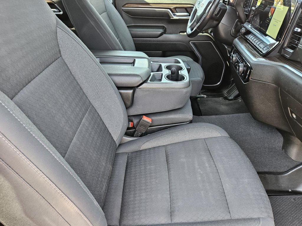 Used 2022 Chevrolet Silverado 1500 LT w/ Protection Package AWD/4WD image 15