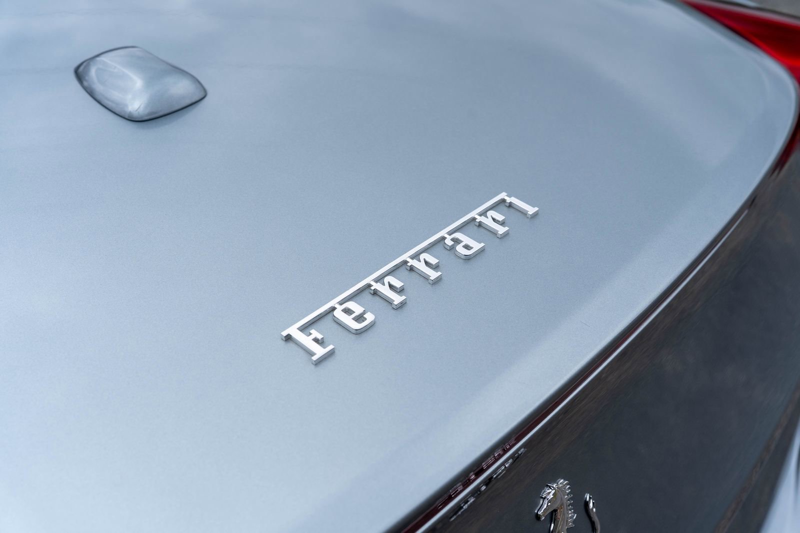 Used 2017 Ferrari California T image 15