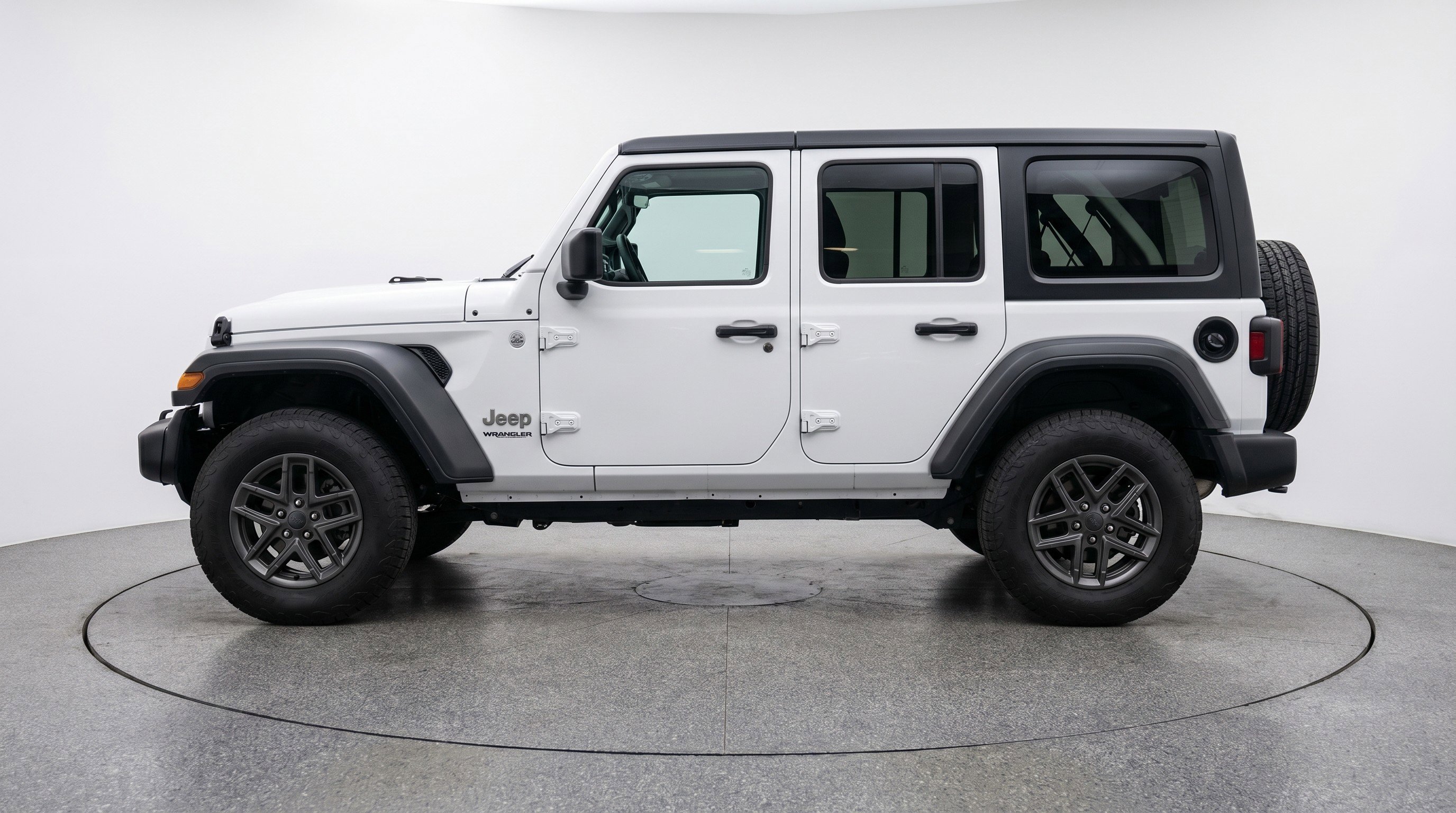 Used 2025 Jeep Wrangler Sport S image 5