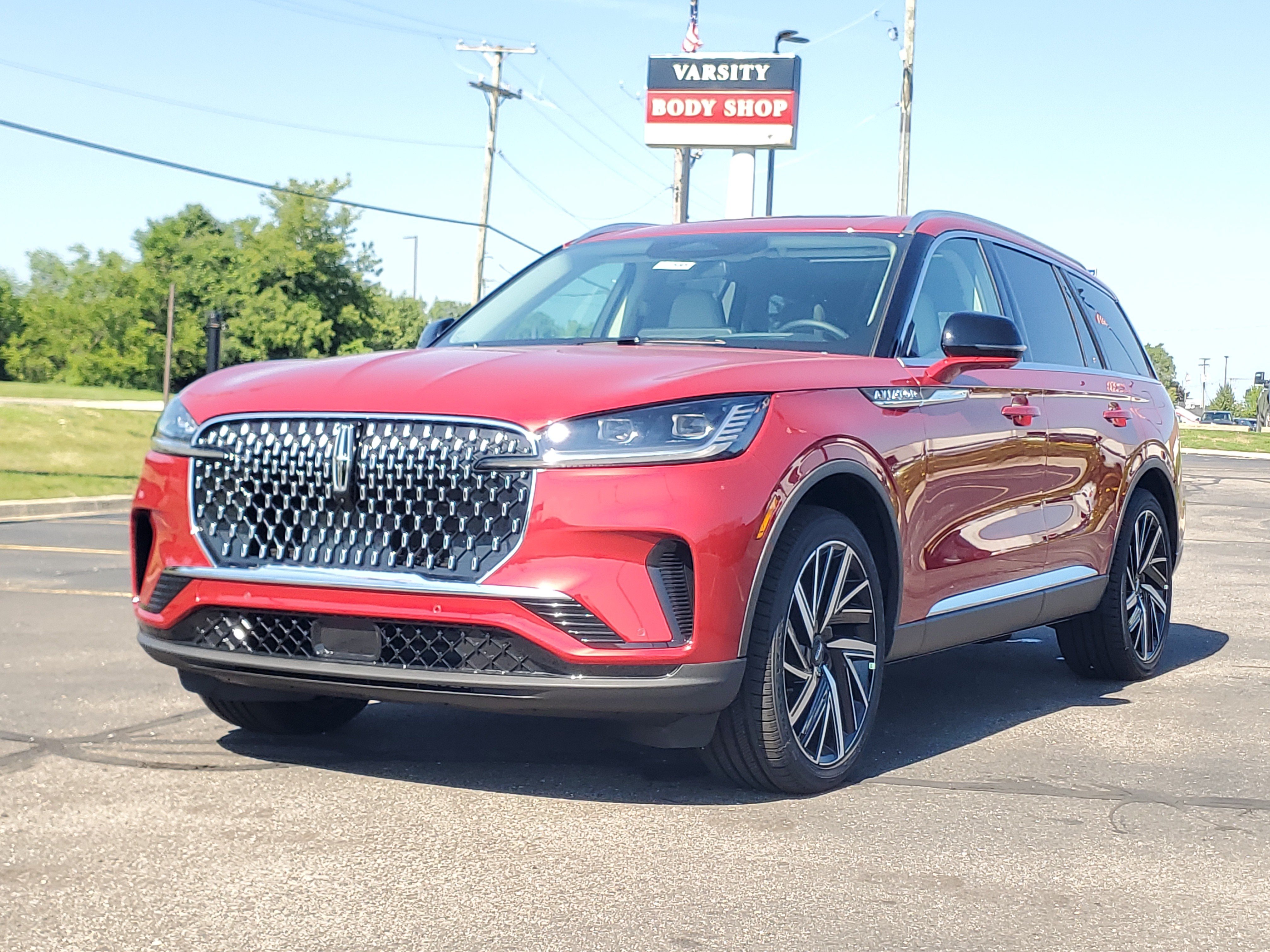 New 2026 Lincoln Aviator Reserve AWD/4WD image 2