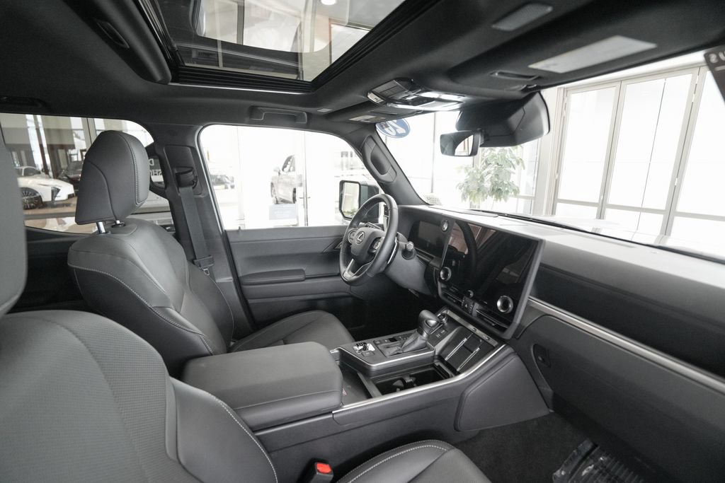 Certified 2026 Lexus GX 550 w/ Accessory Package (2T) AWD/4WD image 16