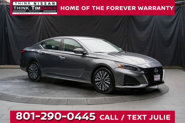 Used 2024 Nissan Altima 2.5 SV