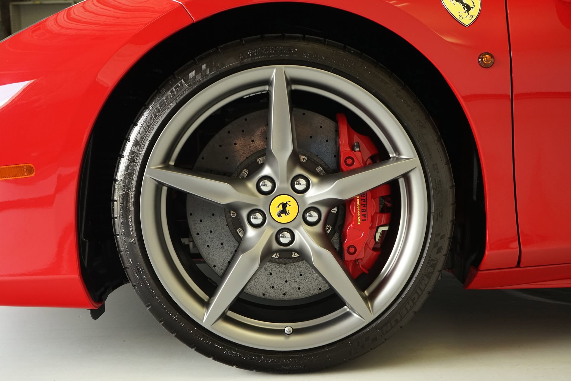 Used 2019 Ferrari 488 GTB image 28