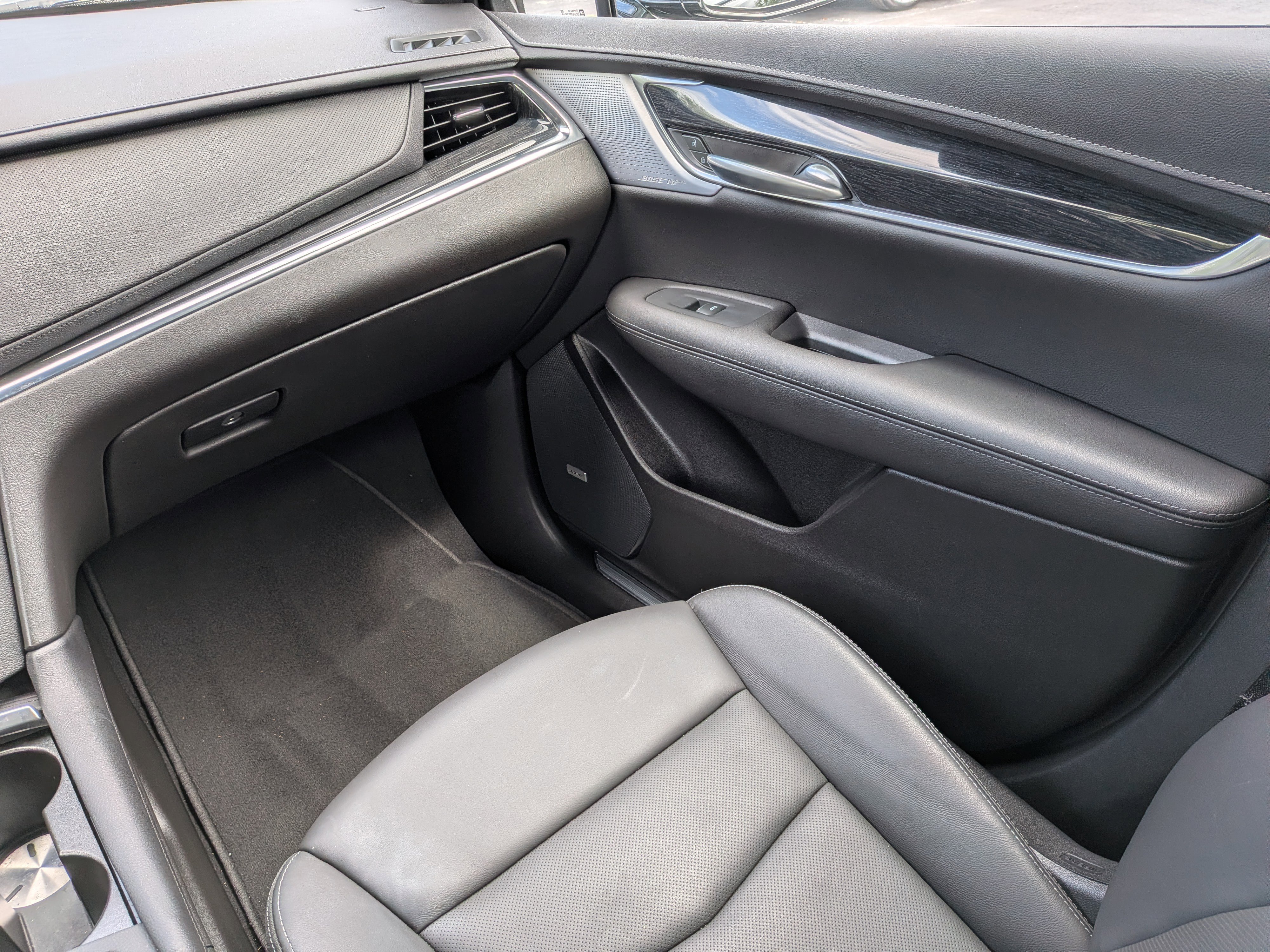 Certified 2023 Cadillac XT5 Premium Luxury w/ Technology Package image 15