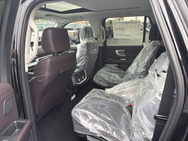 New 2025 Ford Expedition Max Platinum w/ Platinum Ultimate Package image 10